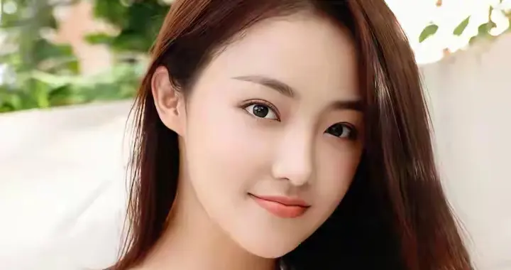 戏路百变的实力派小花——吴佳怡