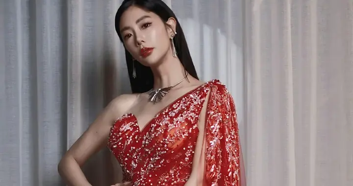 克拉拉离婚了，这么好的身材怎么舍得离婚