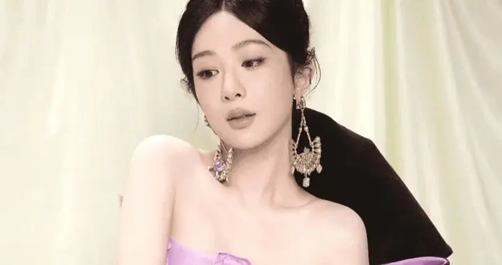 当前娱乐圈最受欢迎的12位女明星，有你喜欢的吗？