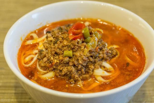 我，山东人，对遥远的四川有8点不解，想了5天，也实在没想明白