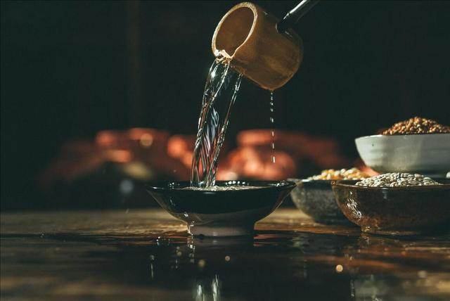 东北都喝啥“酒”？网评这10种上榜，作为东北人，你最喜欢哪几款