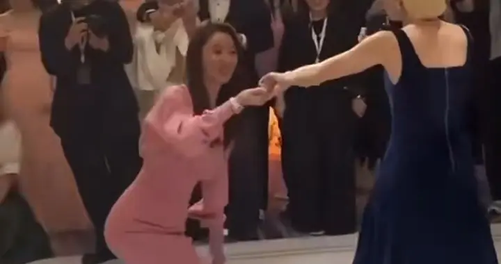 林心如在邱泽许玮甯婚礼光脚跳舞，许玮甯邱泽婚礼是老熟人聚会