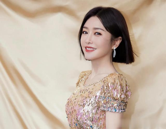 春晚|看题目猜剧本，预测兔年春晚小品《上热搜了》内容