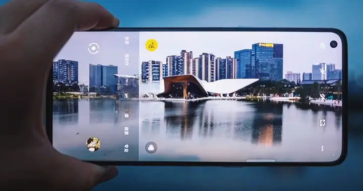 ??別被營(yíng)銷(xiāo)帶偏！在參數(shù)內(nèi)卷的時(shí)代，旗艦其實(shí)是場(chǎng)“陽(yáng)謀”?