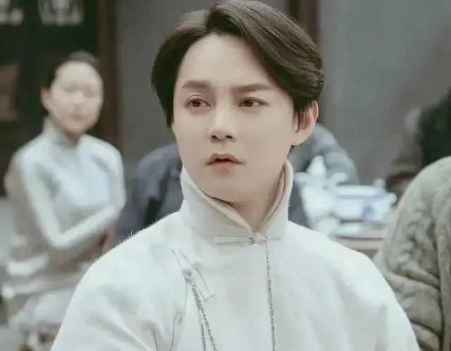 40岁的尹正自嘲“一事无成”，网友：不，你还有商细蕊！袁华！