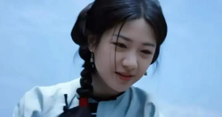 收手吧资本家的丑孩子：资源堆成山，演技原地走，观众不买账