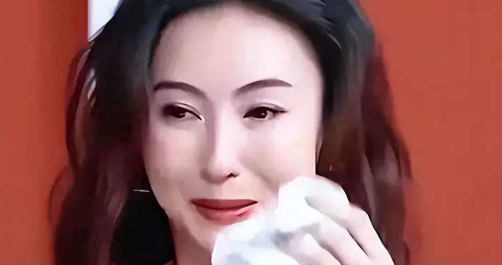 张柏芝不再沉默！坦白三胎儿子生父身份，难怪谢霆锋拒和王菲领证