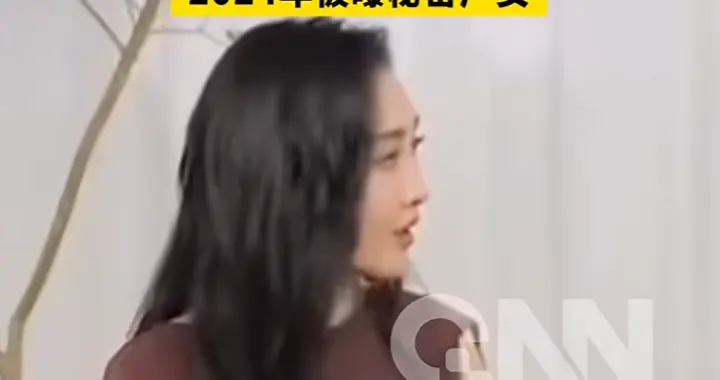 44岁演员王鸥公开表示自己单身；曾与德云社演员何九华传出恋情绯闻，双方...