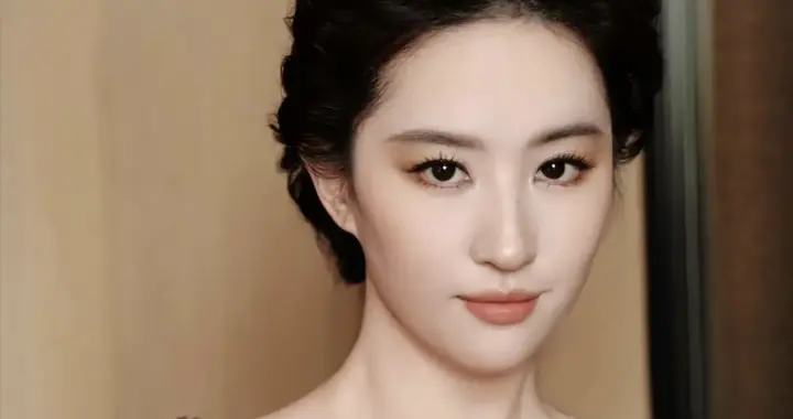 刘亦菲流苏长裙:一场视觉与气质的梦幻交响