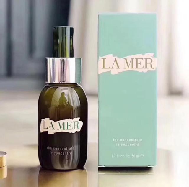 精华液推荐：能够达到强效的提升肌肤自我愈合力和增强肌肤健康度