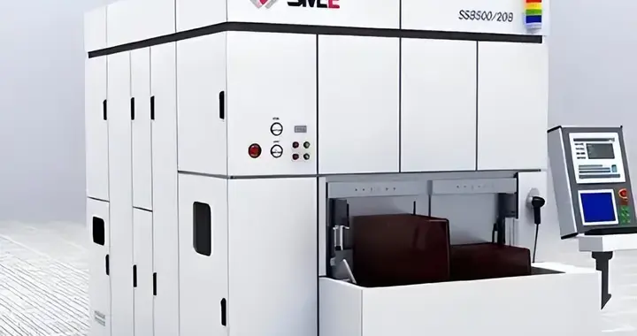 “芯片战”来势汹汹！中方动真格后，荷兰服软，先进光刻机有戏了