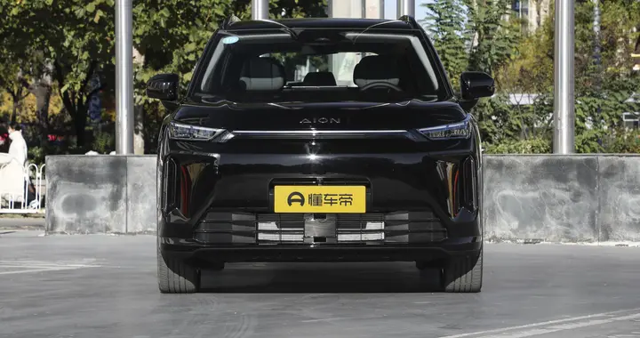 12.68万起的AION i60增程版：广汽埃安真的把20万级的配置打下来了