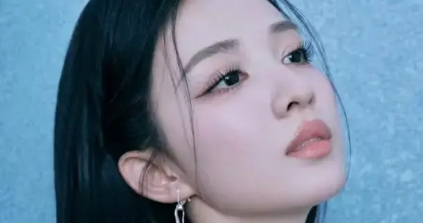 王楚然工作室AI操作前后矛盾，双标行为引公众立场质疑