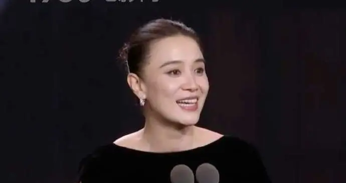 宋佳又拿金鸡影后啦！这次她凭啥再度封后？快来一探究竟！