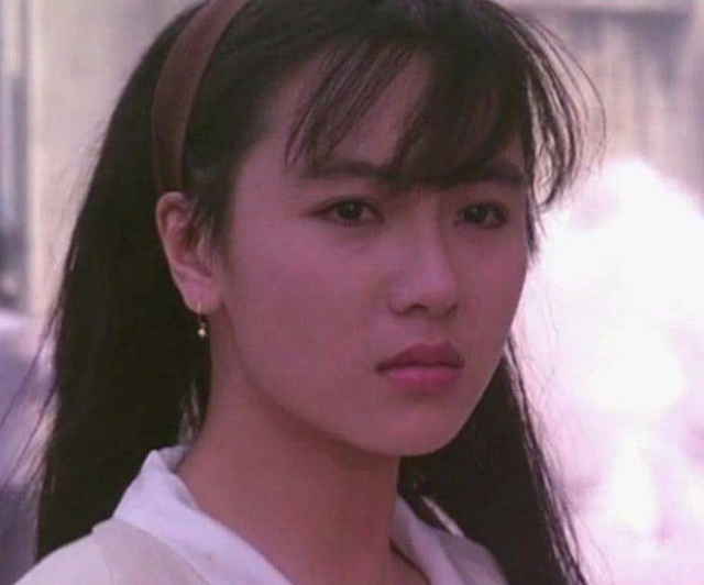 比黎姿还美，迷倒郭富城，被刘銮雄抛弃后成同性恋，如今怎么样了