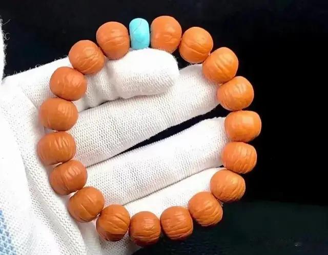 手套是文玩的必需品吗