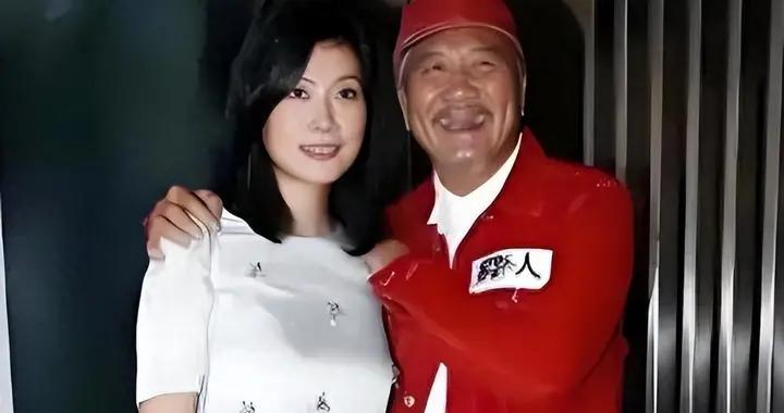 39岁影帝万梓良，新加坡酒店邂逅空姐，结局万万没想到！