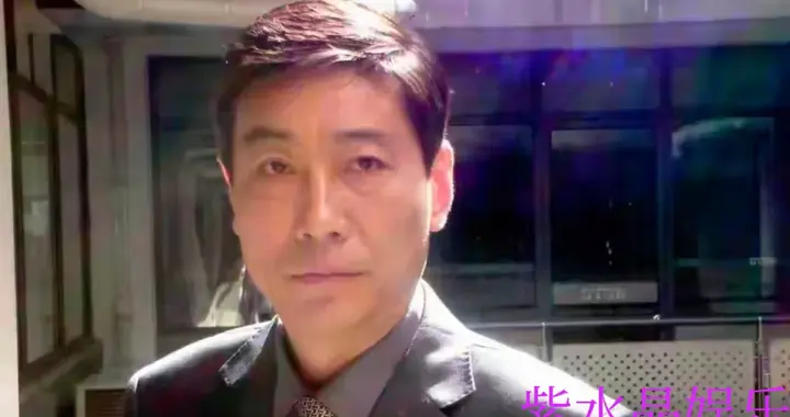 “配角专业户”啜二勇：自己不红没关系，女儿成星超得意