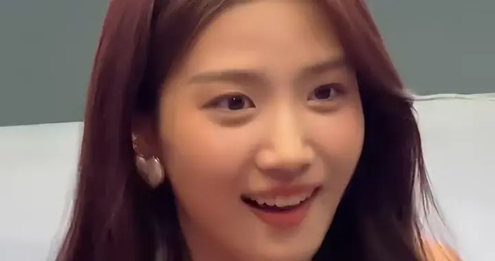 《入青云》北京路演，侯明昊瘦成皮包骨，卢昱晓脸肿蒜头鼻好抢镜