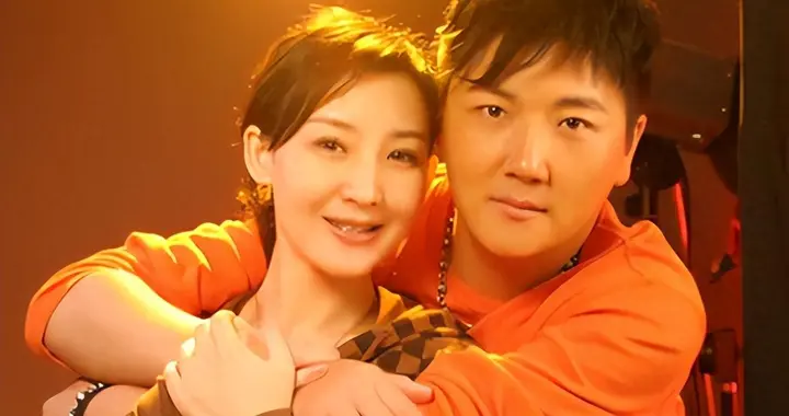 买红妹：我那“抛妻弃子”的前夫，与潘蔚再婚后，面相都变了！