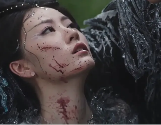 追到21集，越看越上瘾，不愧是年度黑马