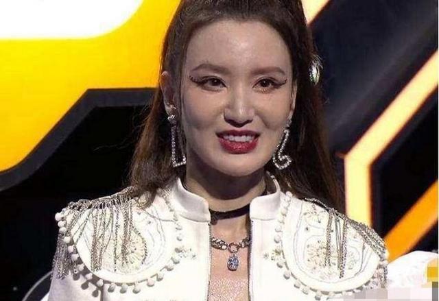 6大整容女星“车祸现场”，个个硅胶乱飞，你认为哪位反差较大？