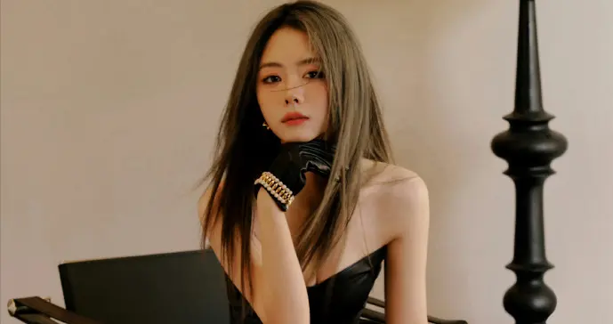 35岁的谭松韵，正是熟透的年纪，这画风好撩人。