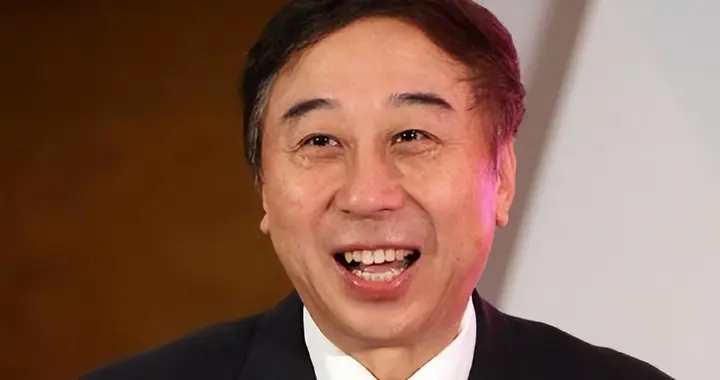 钱赚够了不装了?冯巩两招替郭德纲挽回面子，680元门票直指曹云金