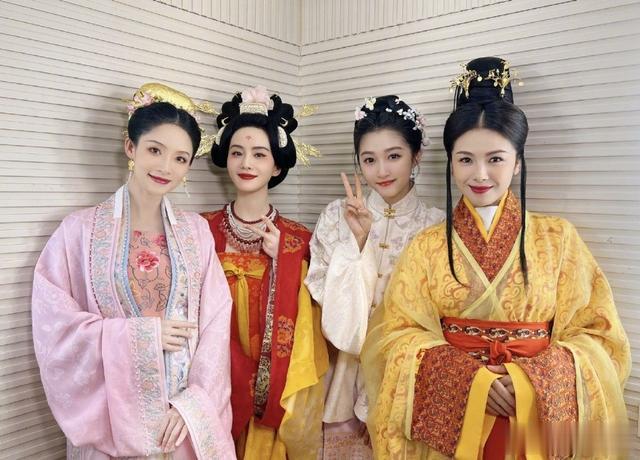 春晚|汉服复兴，登上春晚，你是如何看待的？