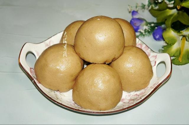 松软可口的红豆馅馒头，低脂粗纤维，饱腹不长肉，减脂期放心吃