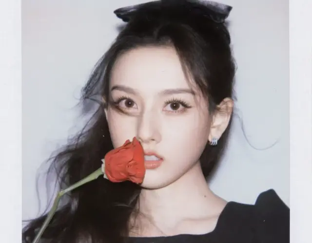 宋祖儿黑色长裙