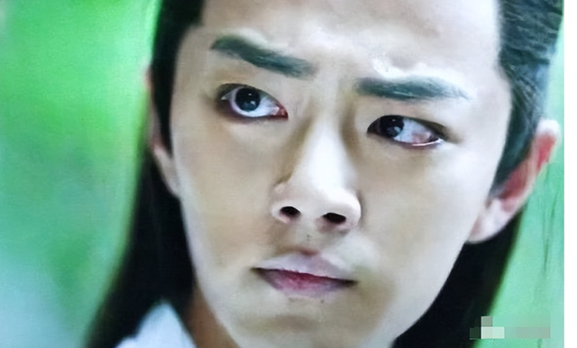 这些男星长相看似很帅，实则越看越怪，吴磊、肖战榜上有名