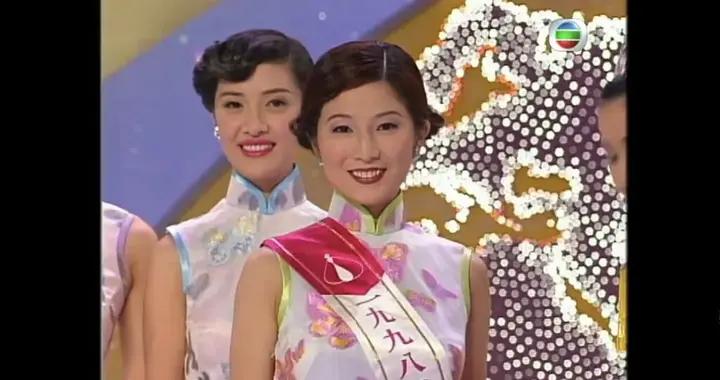 前港姐乳癌复发痛到无法站立，全靠两女儿支持乐观抗癌魔