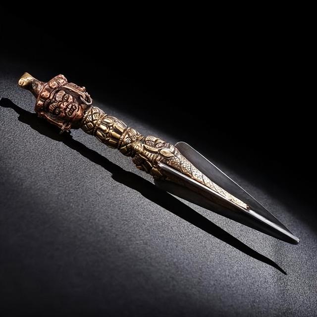灵魂之作可拆卸的“金刚降魔杵”，文玩界藏传法器的艺术之风！