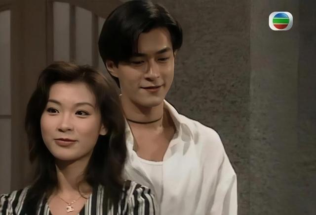 简佩筠|简佩筠：最适合杨过的“陆无双”，因拍戏无聊去上市公司担任董事