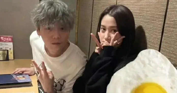 鹿晗关晓彤分手原因曝光