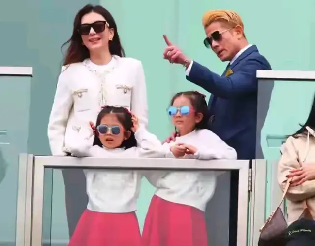 看到方媛与郭富城在老家与香港的区别，才知道郭富城为何喜欢她！