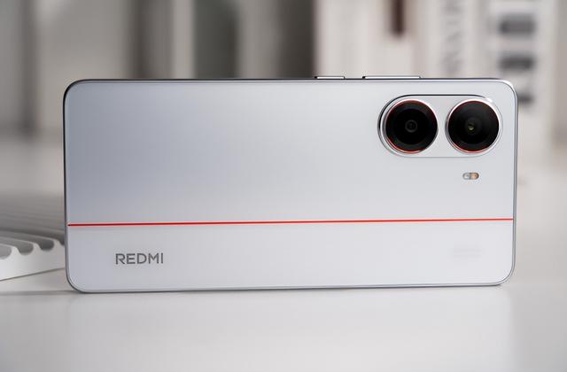 这三款千元机闭眼入，学生党狂喜！钱包：我还能再战三年！