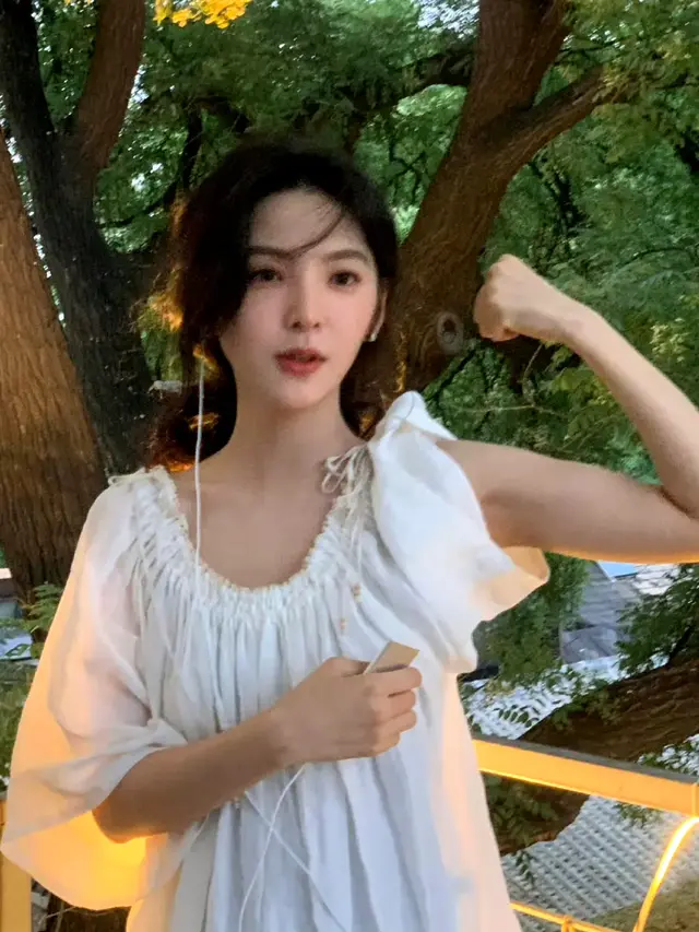 章若楠 初恋的感觉 ???