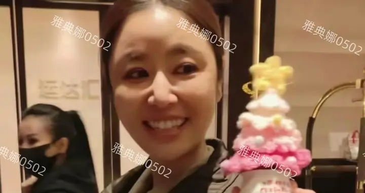 林心如是典型的皮相美女，年轻时脸圆甜美，年纪大了不耐老不上镜