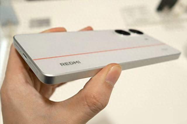 这三款产品能“闭眼入”，512GB价格跌至新低，可流畅用五年