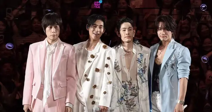 惊喜！周渝民太太携9岁女儿现身F4演唱会 小公主大眼睛高鼻梁随爸