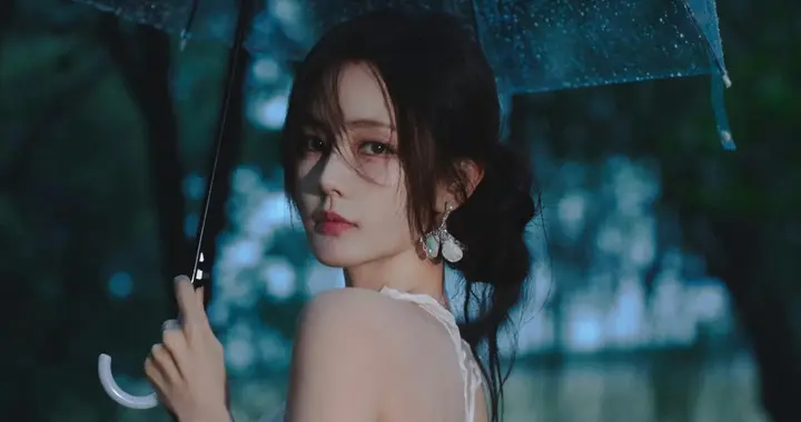 李一桐新物料，写真美图