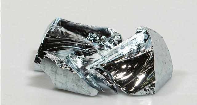 美媒：头一次有人敢这样对美国。中国四大协会发声，芯片牌没用了