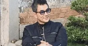 任贤齐现身武汉江夏老家！感谢村民修缮祖宅！任爸爸没有台湾口音