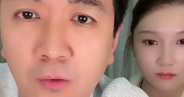 杨子直播曝看不上黄圣依挣的仨瓜俩枣，没对不起过她，快复合了