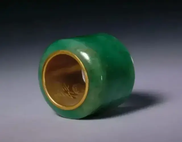 历代的“装饰玉器”（12）玉韘、玉扳指【三】