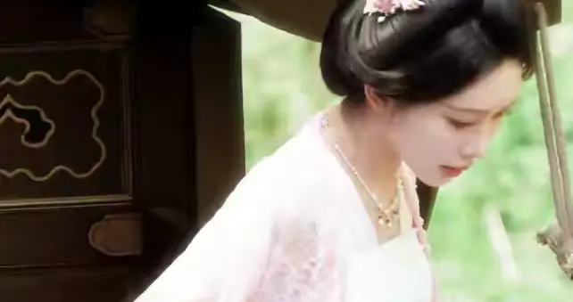 孟子义《尚公主》：彼美孟姜，颜如舜华