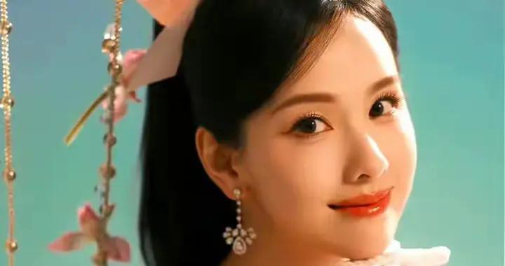 美女陈都灵：以韧劲破茧，以角色立世！