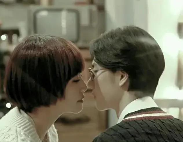 姚晨|王一博披萨味的荧屏初吻给了姚晨！